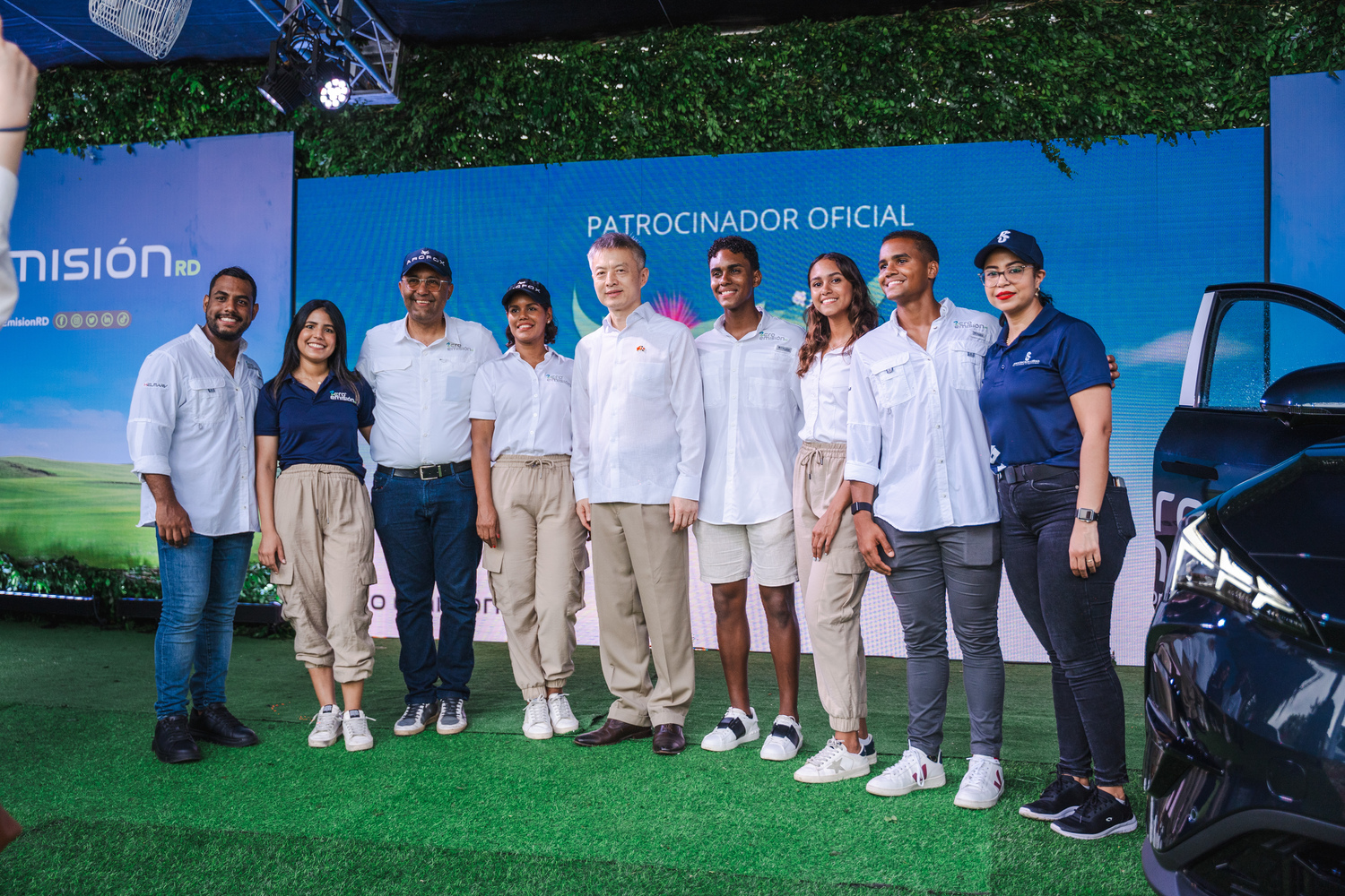 Asociación Cibao Destaca Innovación en Movilidad Eléctrica en DEEDRD 2024