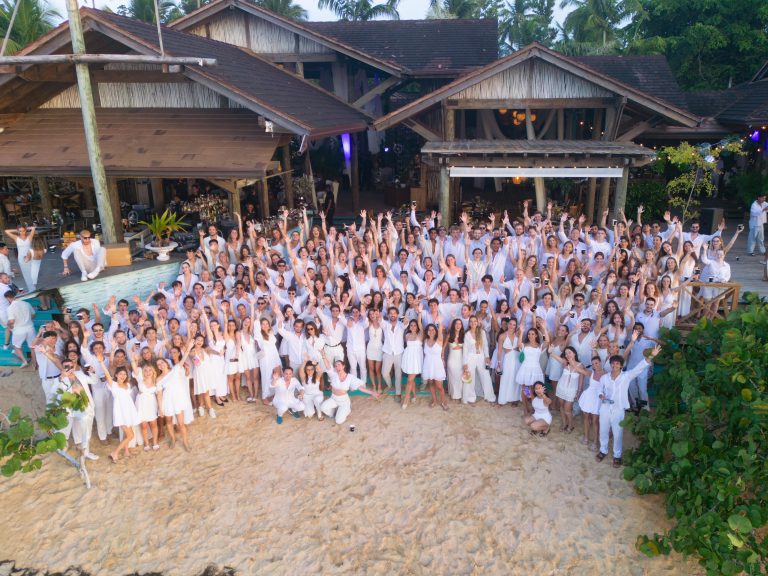 Estudiantes suizos eligen Las Terrenas para su viaje de graduación
