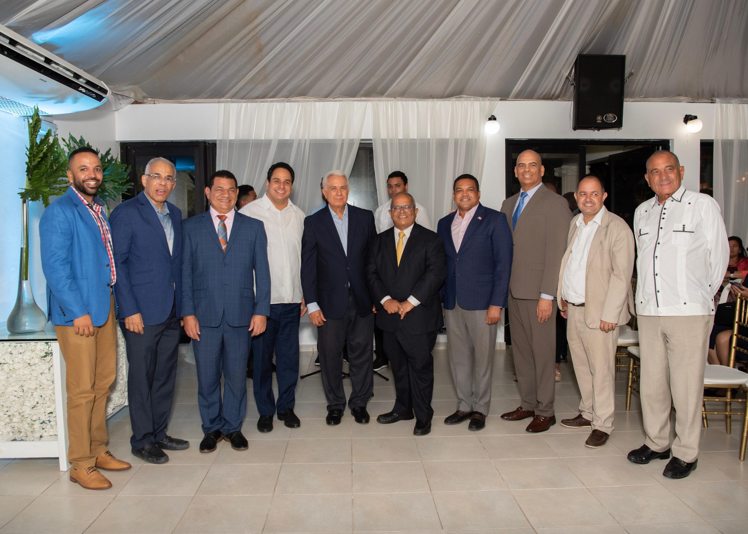 "El Cambio Continúa" Reconoce a Radhamés García y Manuel Conde por su Ardua Labor Electoral