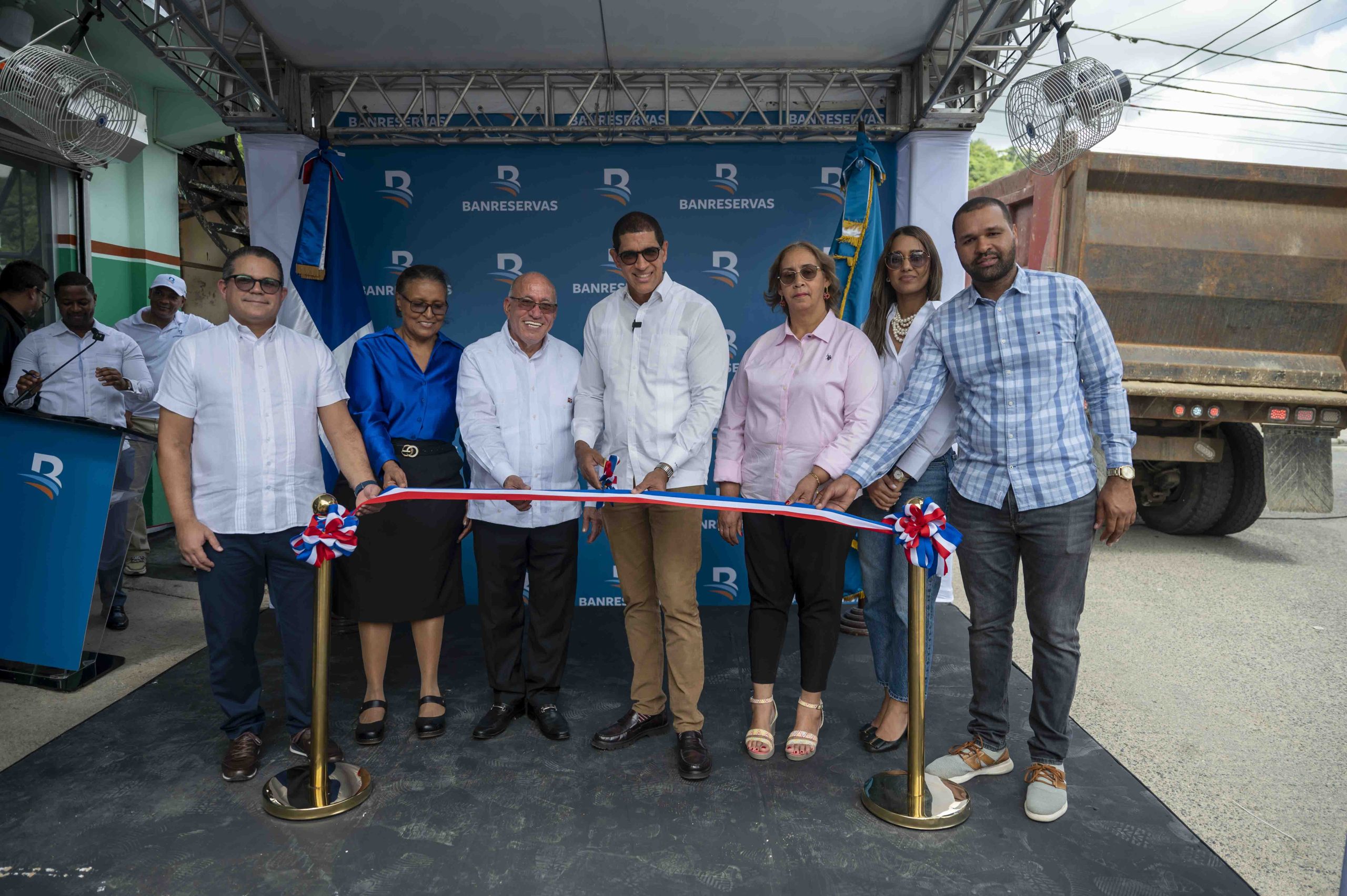 Banreservas se convierte en el único banco nacional con presencia en todos los municipios del país