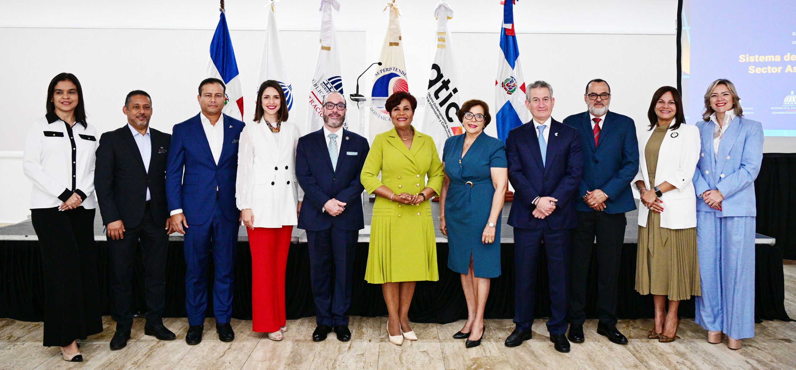 Superintendente de Seguros impulsa innovación tecnológica con programa Burocracia Cero