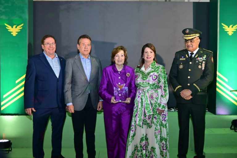 Dominican Watchman Celebra 50 Años de Liderazgo en Vigilancia y Seguridad Tecnológica