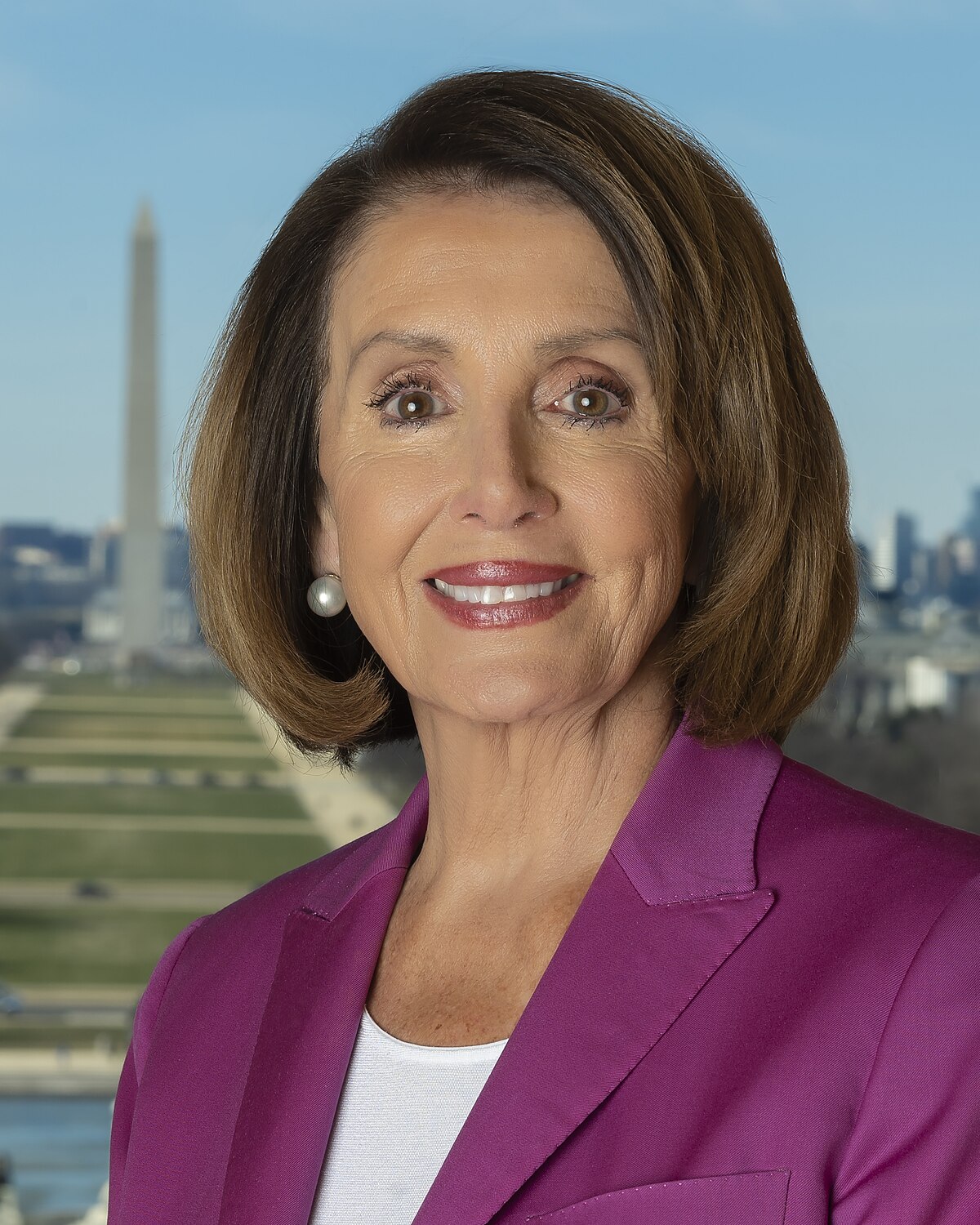 Nancy Pelosi Condena Intento de Asesinato contra Donald Trump