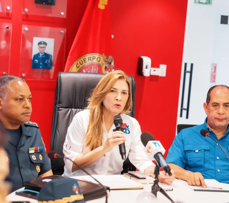 La Alcaldesa Carolina Mejía Activa Medidas Preventivas ante el Huracán Beryl