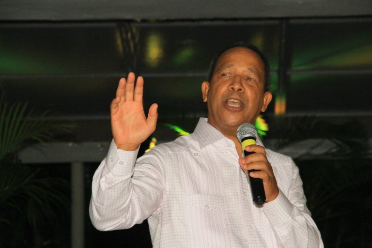 Jorge Ramírez asume la presidencia del club Los Prados con un ambicioso plan de desarrollo