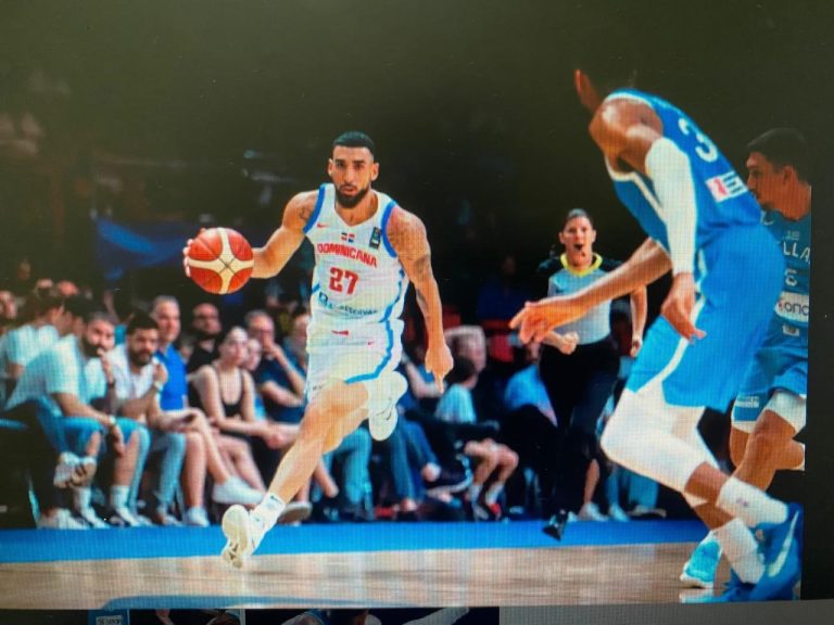Chris Duarte Brilla a Pesar de la Derrota Dominicana ante Grecia en el Repechaje Olímpico