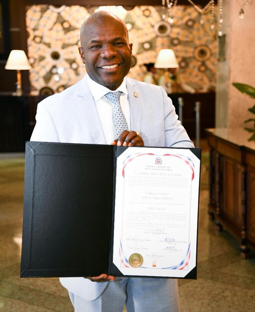 Luis Gómez Benzo es reconocido como diputado electo por San Pedro de Macorís por la JCE