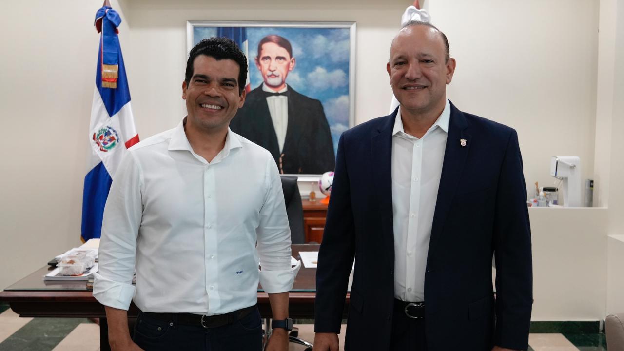 INAPA y Alcaldía de Santiago Forman Comisión para Manejo de Residuos en el Arroyo Gurabo