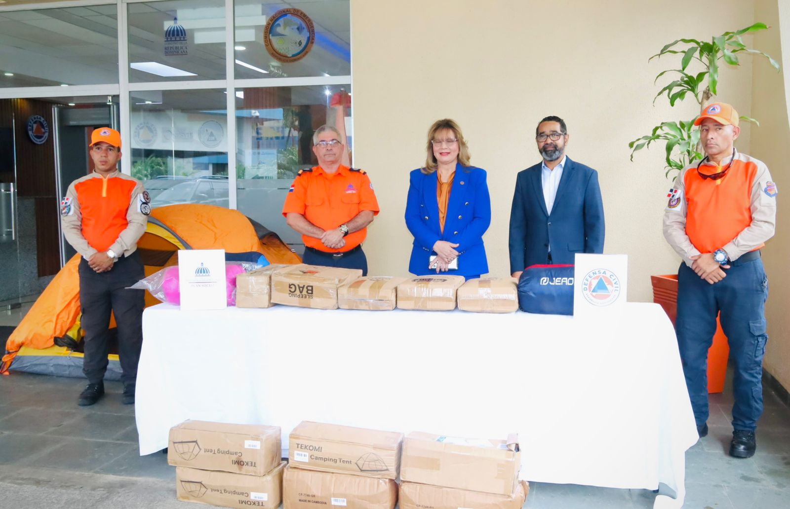 Plan Social Dona Equipos a Defensa Civil para Fortalecer Labores Operativas