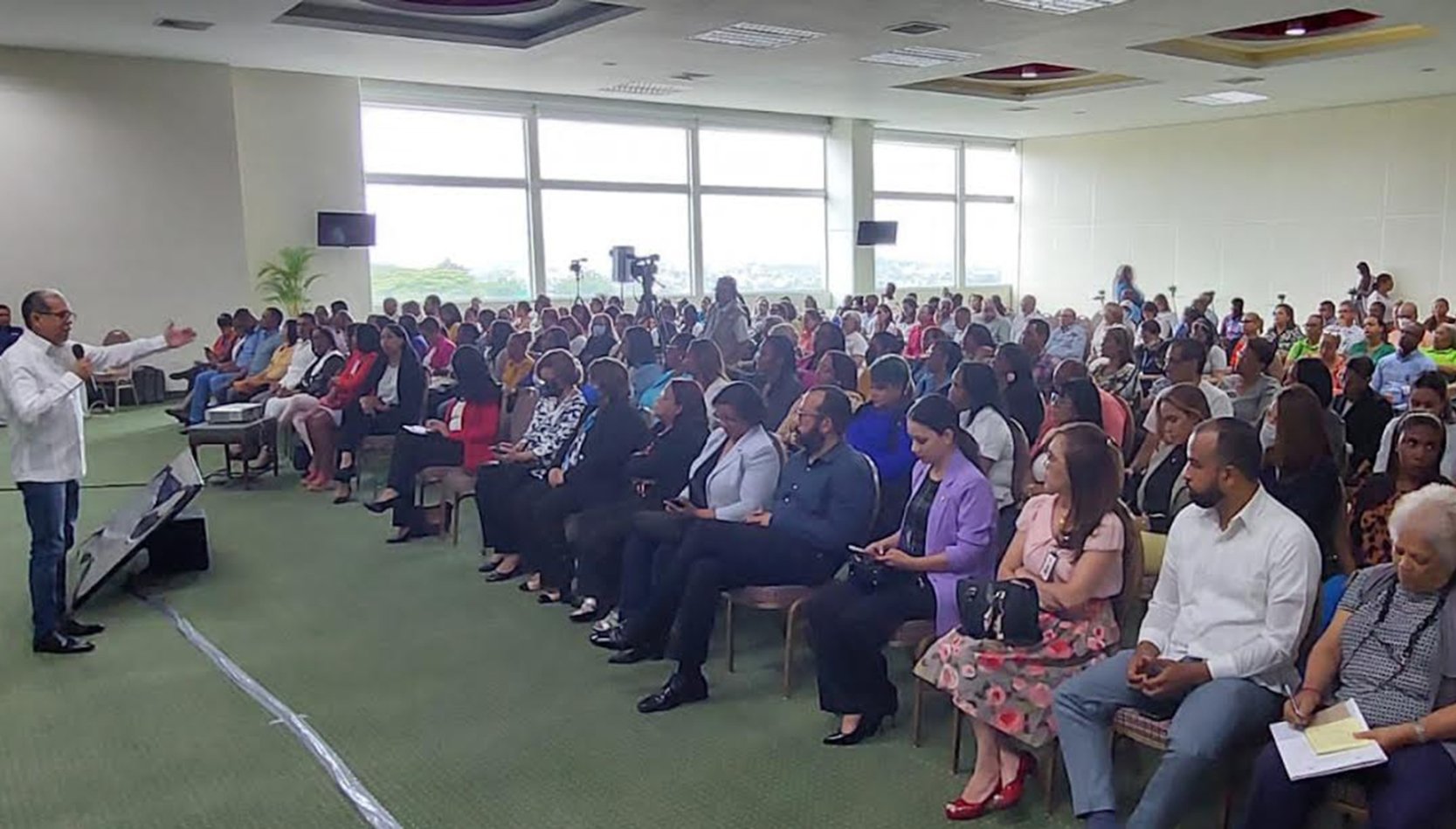 Foro Municipalista rechaza unificación de elecciones y recomienda al presidente Abinader mantenerlas separadas