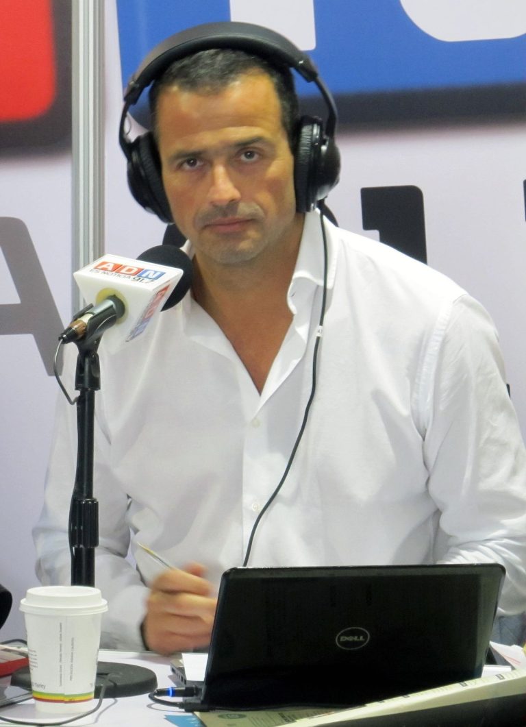 Periodista Chileno Narra su Detención y Expulsión de Venezuela