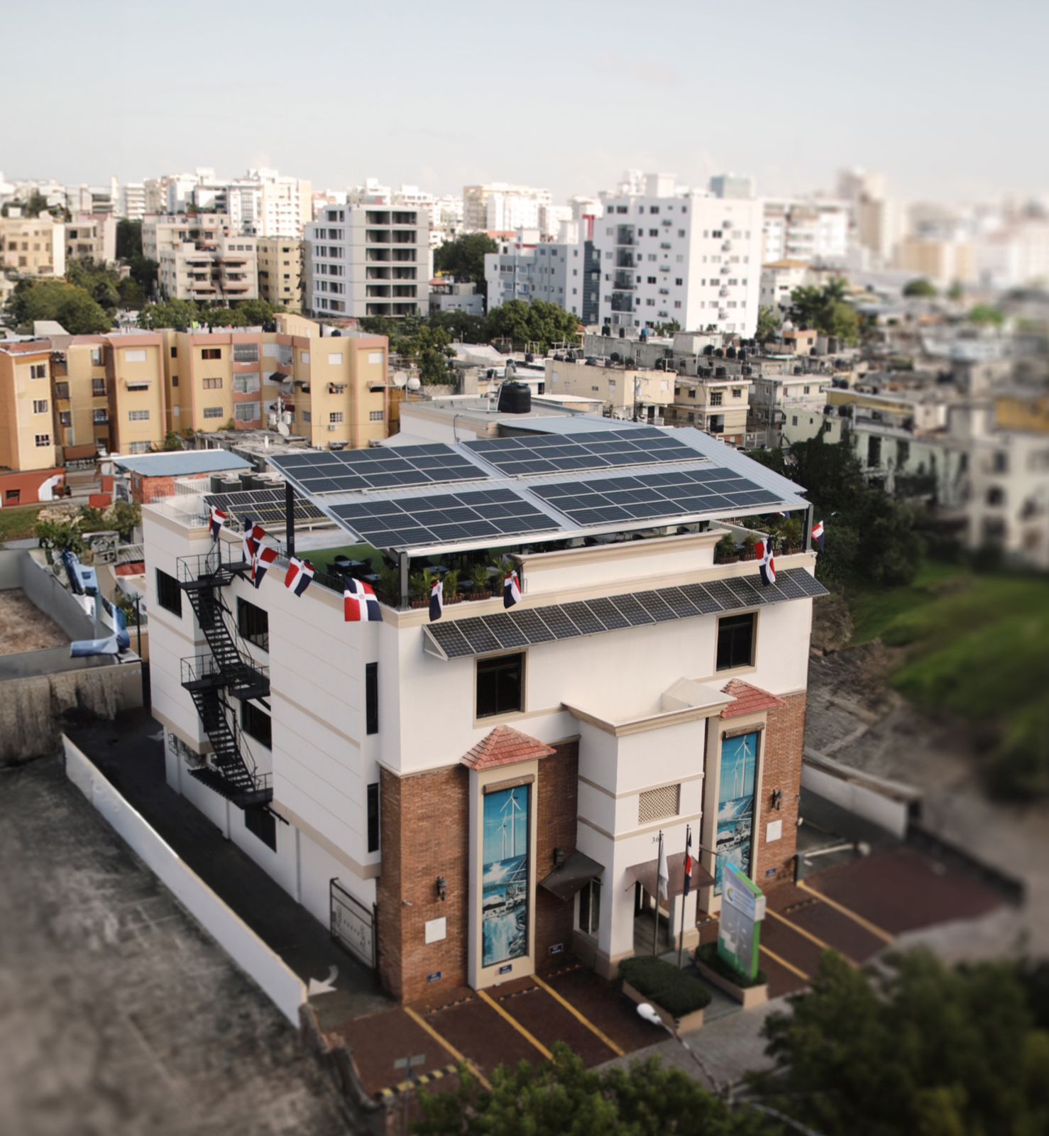 La Comisión Nacional de Energía Recibe Certificaciones Internacionales de AENOR en Cumplimiento Regulatorio y Antisoborno