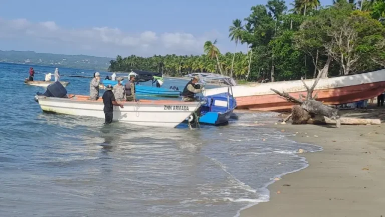La Armada de República Dominicana investiga hallazgo de osamentas en embarcación cerca de Río San Juan