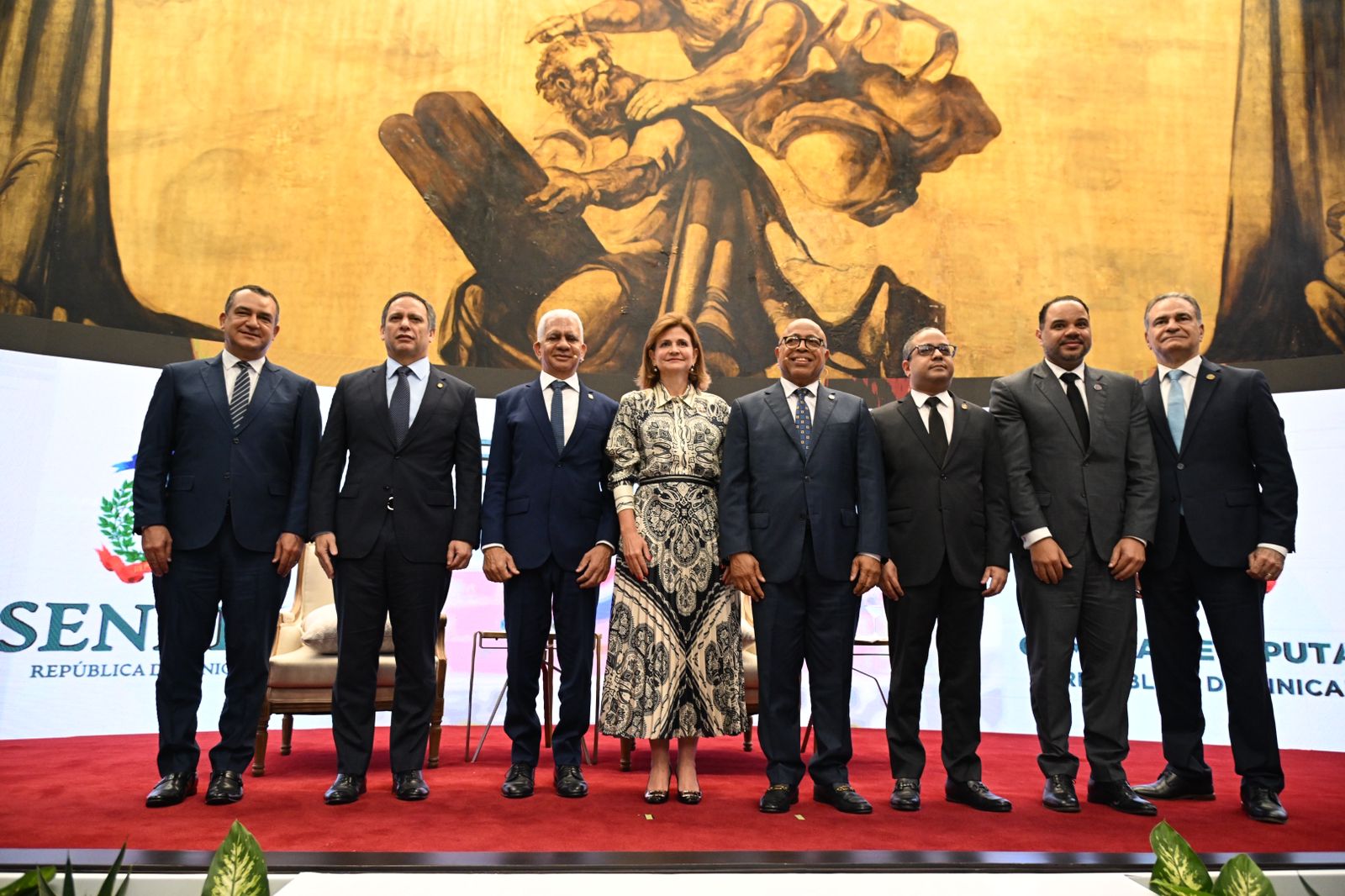 El Senado Aprueba 325 Iniciativas Legislativas Durante el Período Agosto 2023 - Agosto 2024