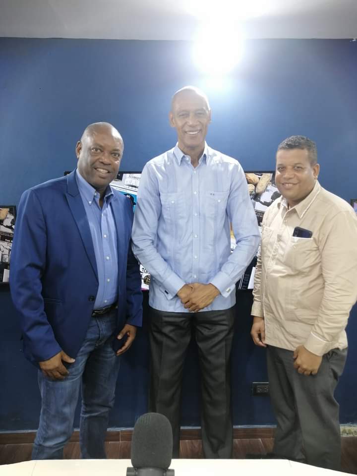 Felicitaciones al exministro de Deportes y gloria del baloncesto dominicano, Felipe Payano, en su cumpleaños