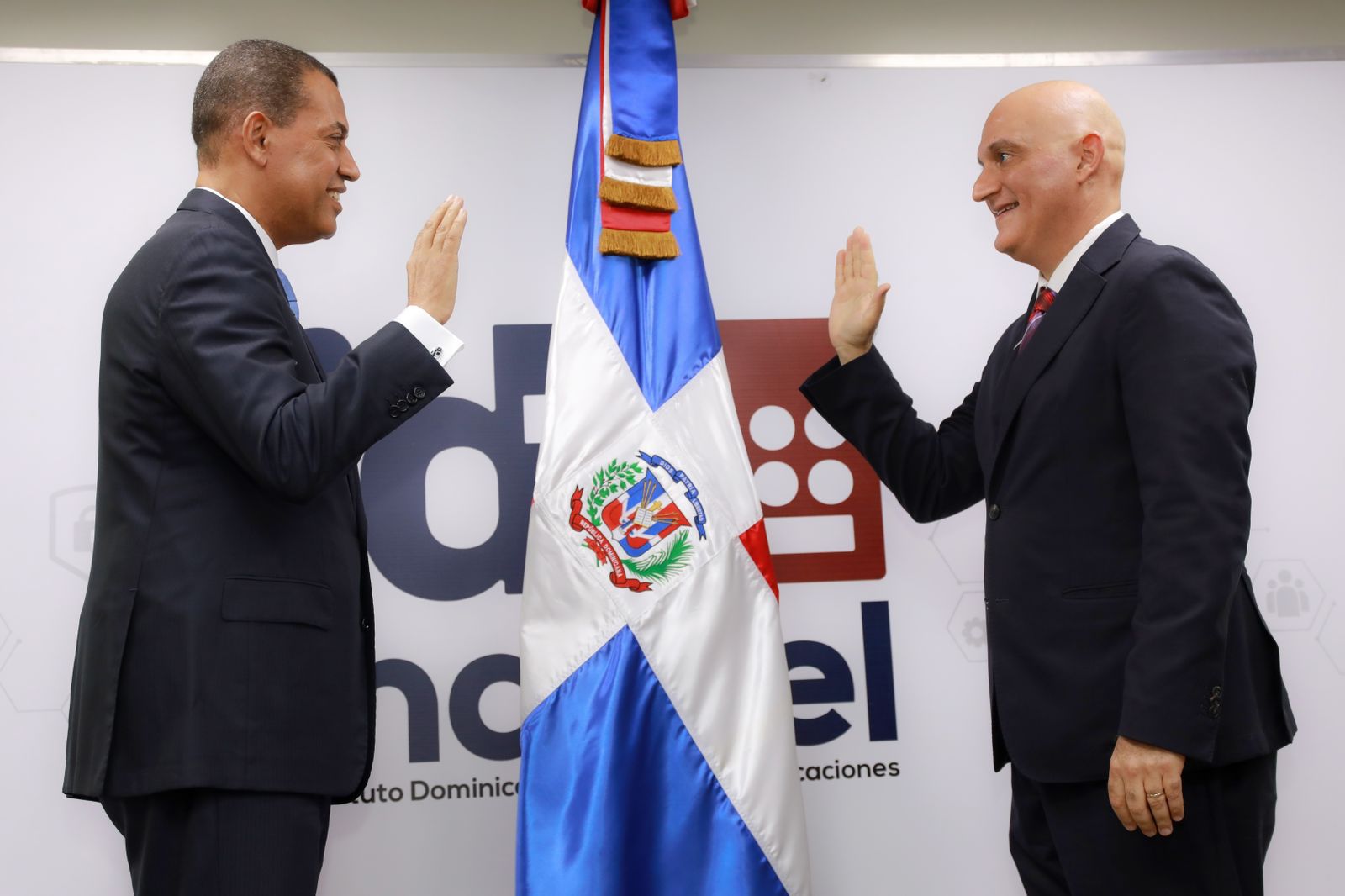 Guido Gómez Mazara asume presidencia del Consejo Directivo de Indotel