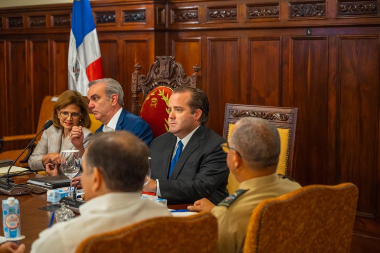 Ministro de la Presidencia establece comité de observación para licitaciones del FITRAM