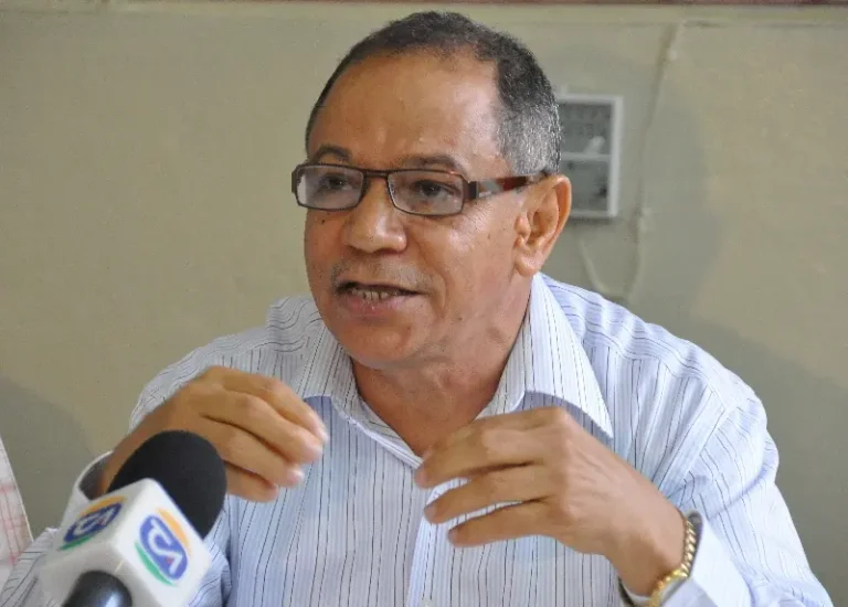 CNUS rechaza declaraciones de Frank Rainieri sobre cesantía laboral