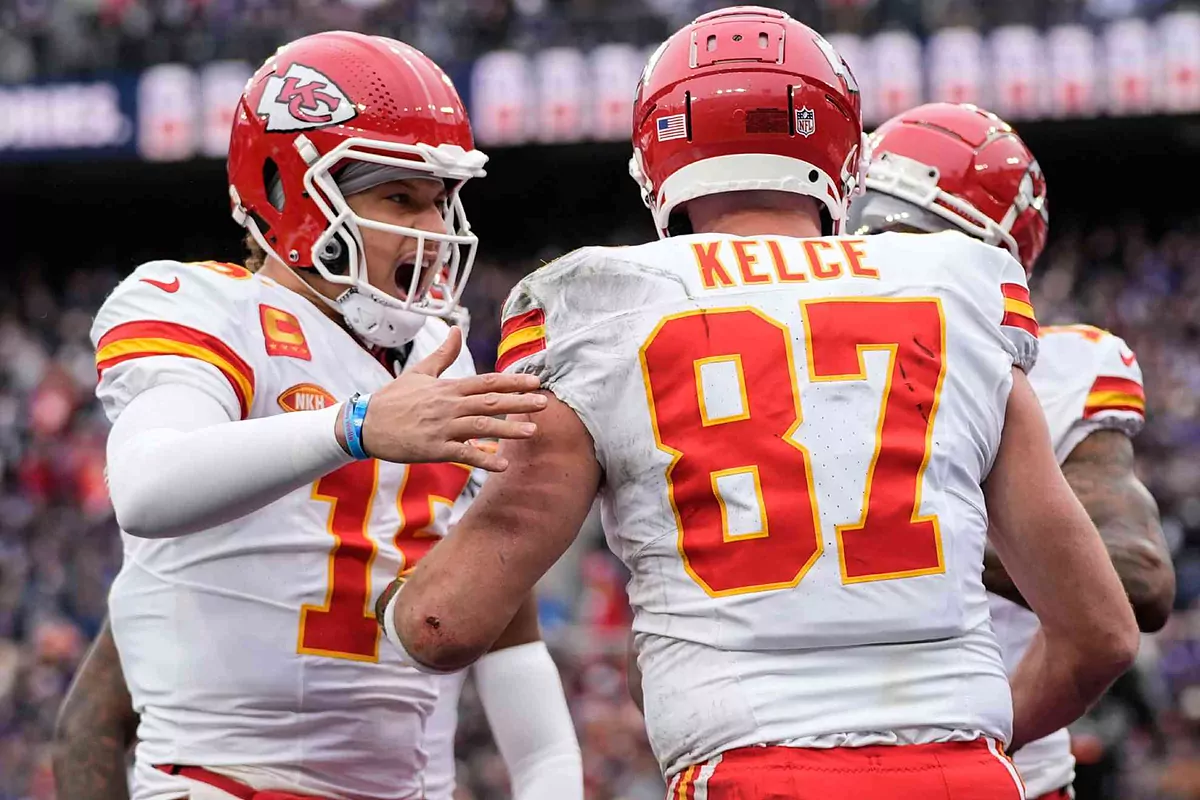 Kansas City triunfa en un dramático cierre ante Baltimore en el partido inaugural de la NFL