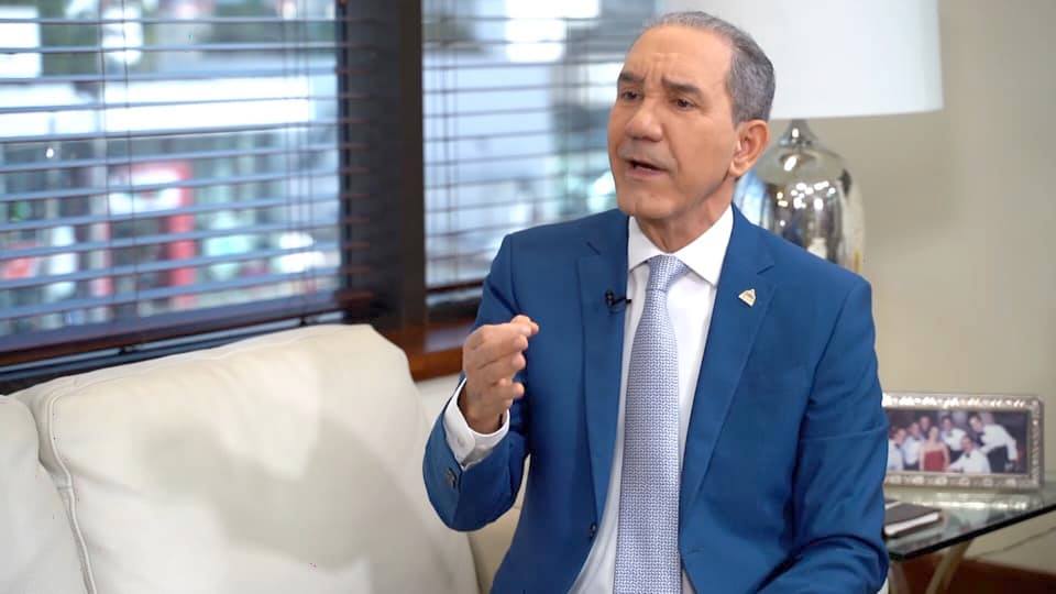 Franklin García Fermín Llama a Respaldar Reforma Constitucional Propuesta por Luis Abinader