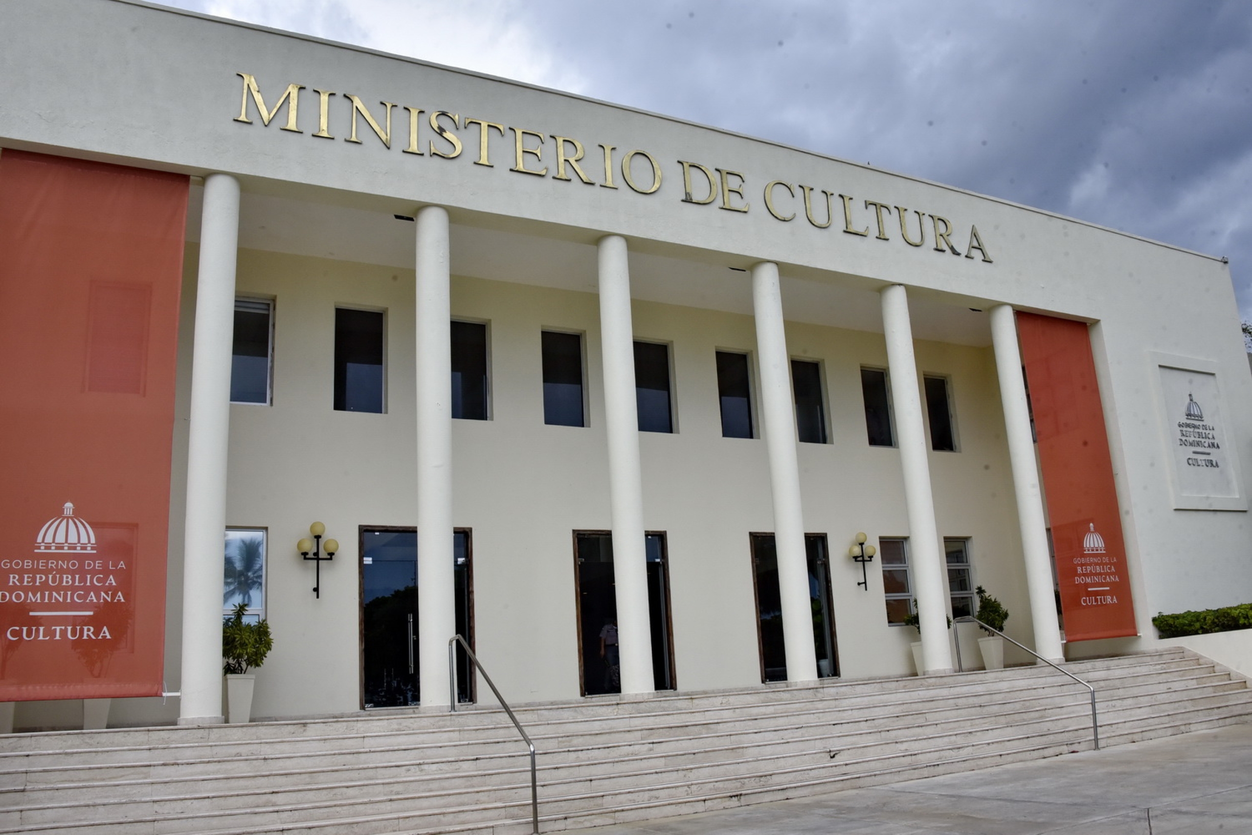 El Ministerio de Cultura invierte más de US.$90,000 mensuales en oficinas en EE.UU. para promover la cultura dominicana en la diáspora