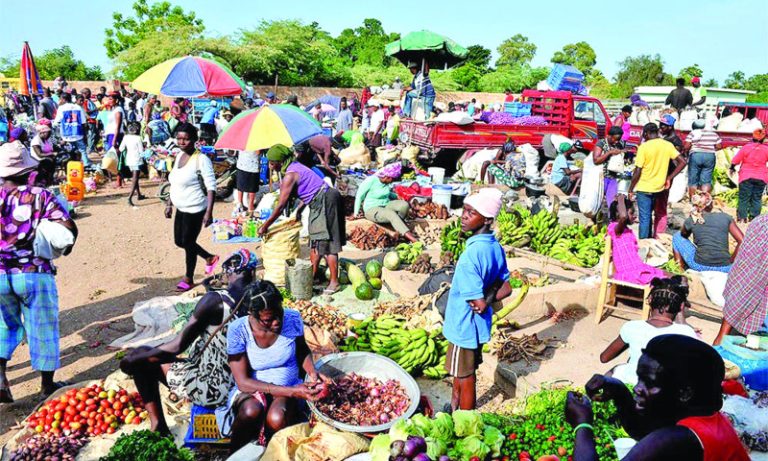 Cierre del Mercado Dominico-Haitiano en Protesta de Comerciantes de Pedernales