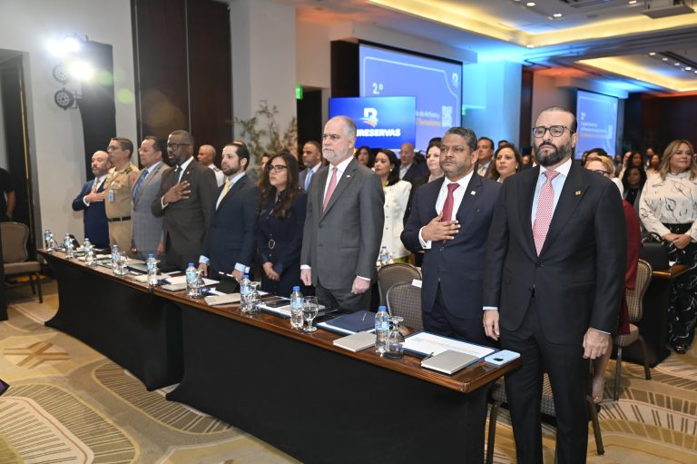 Banreservas refuerza compromiso en la lucha contra el lavado de activos y el financiamiento del terrorismo en su segundo congreso