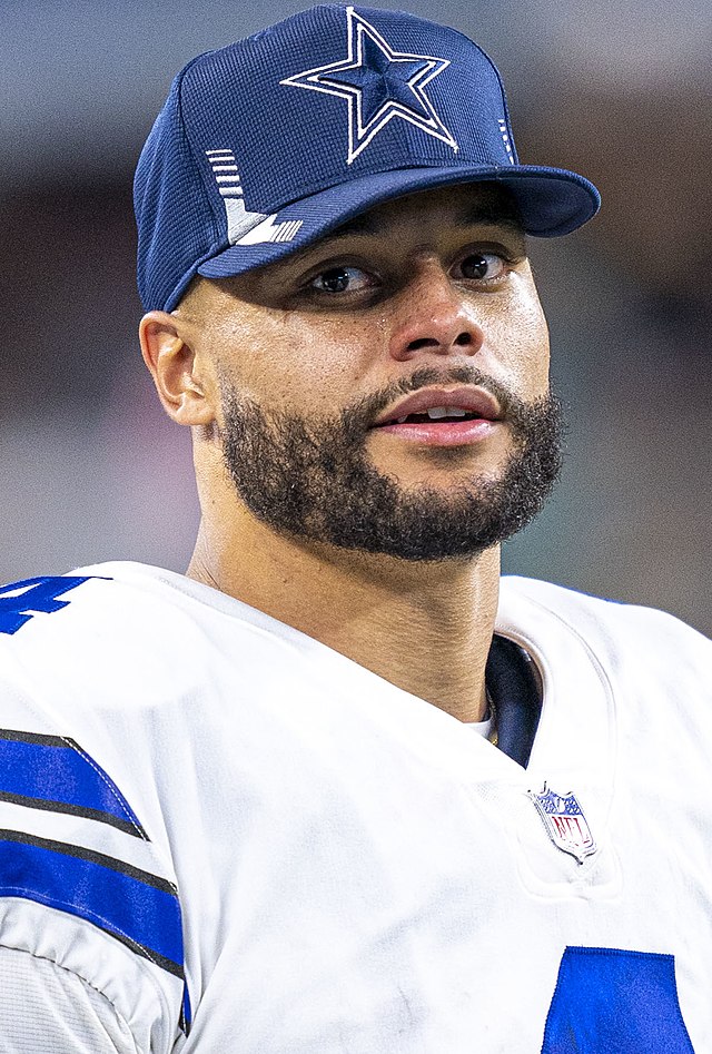 Dallas Cowboys aseguran a Dak Prescott con una histórica extensión de contrato