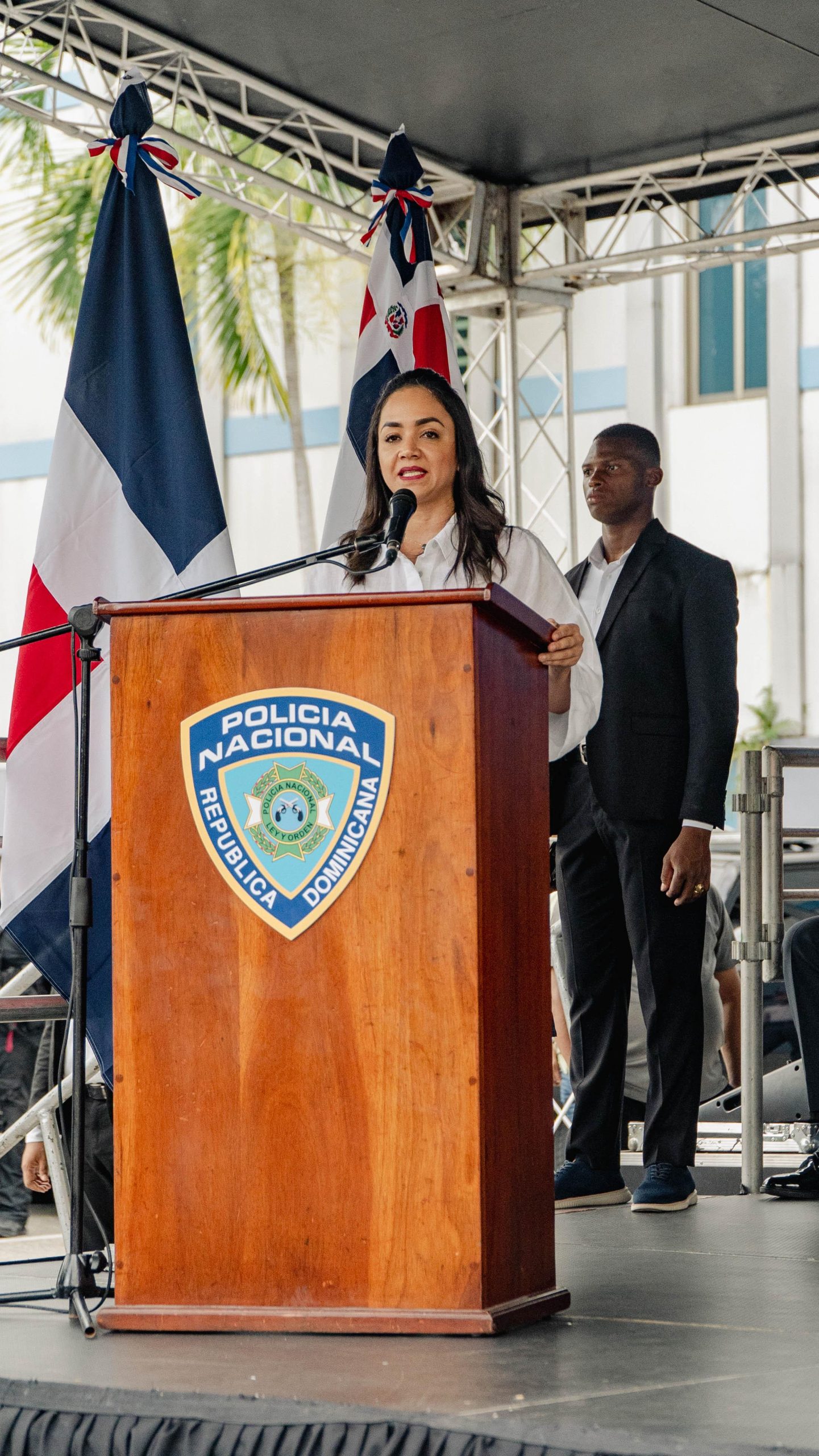 Ministerio de Interior y Policía Flexibiliza Horarios para Expendio de Bebidas Alcohólicas Durante las Festividades Navideñas