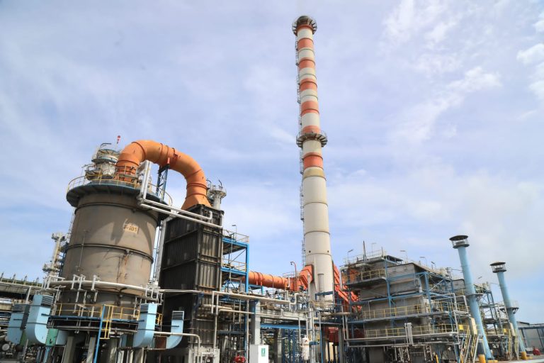 Amenaza de Diosdado Cabello sobre el petróleo no afectaría a República Dominicana, asegura Refidomsa