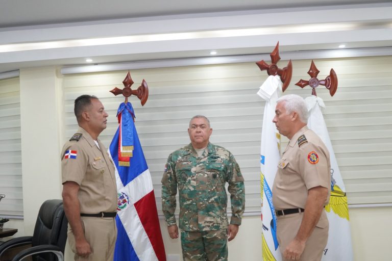 Traspaso de Mando en el CESMET Fortalece la Continuidad Institucional