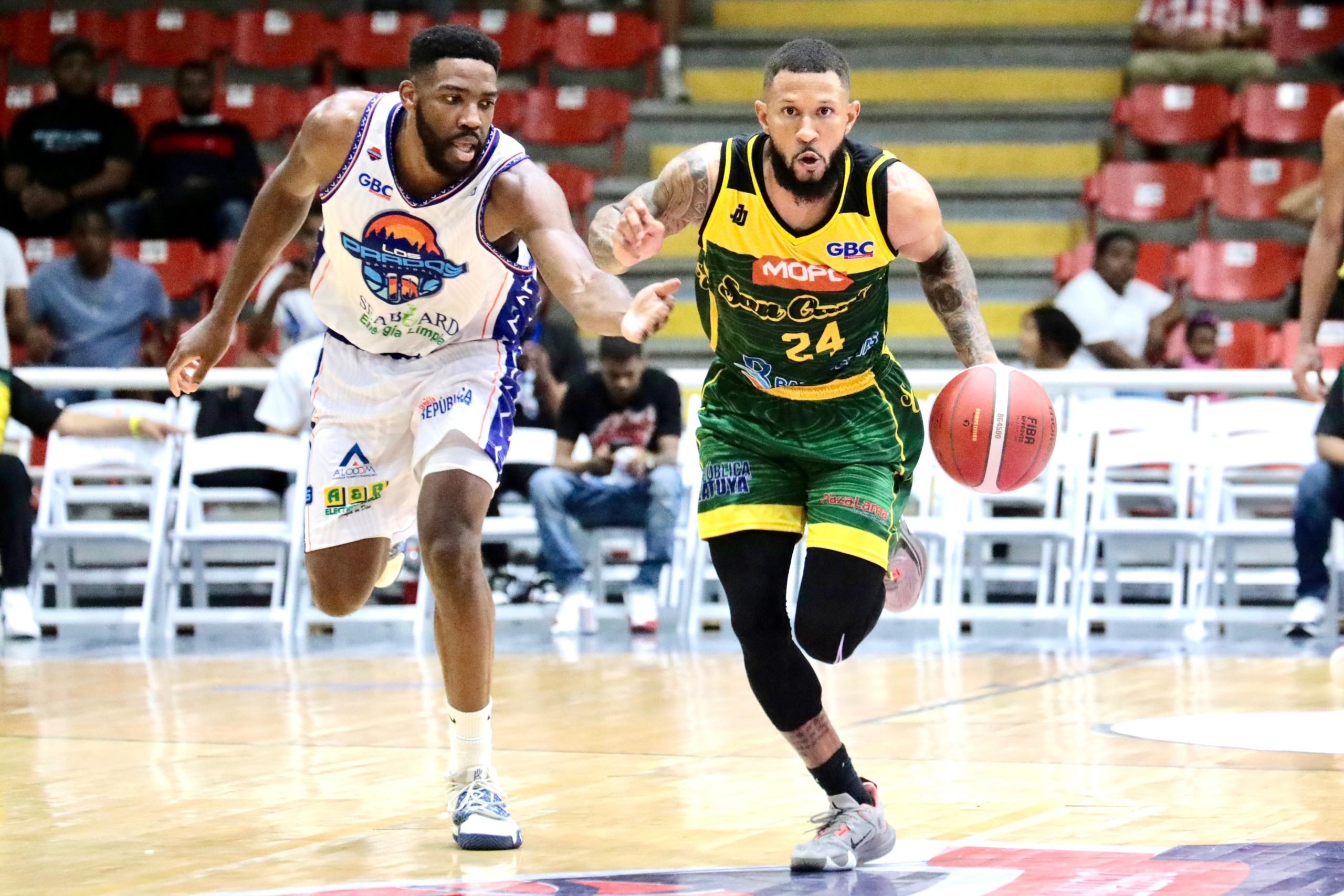 San Carlos consigue su segundo triunfo en el TBS Distrito 2024