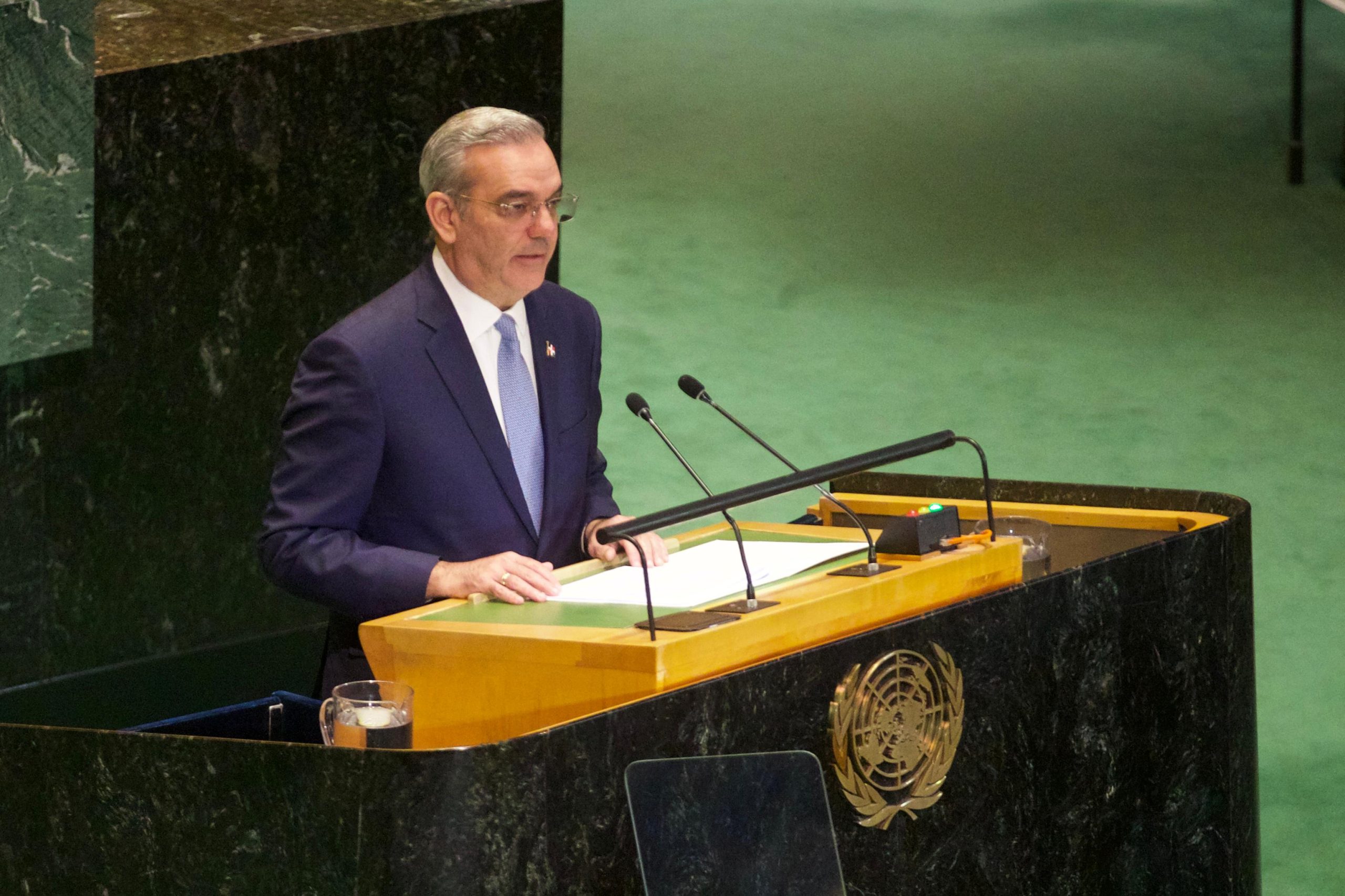 Abinader llama a intensificar la lucha climática y garantizar el acceso global a la inteligencia artificial en la ONU