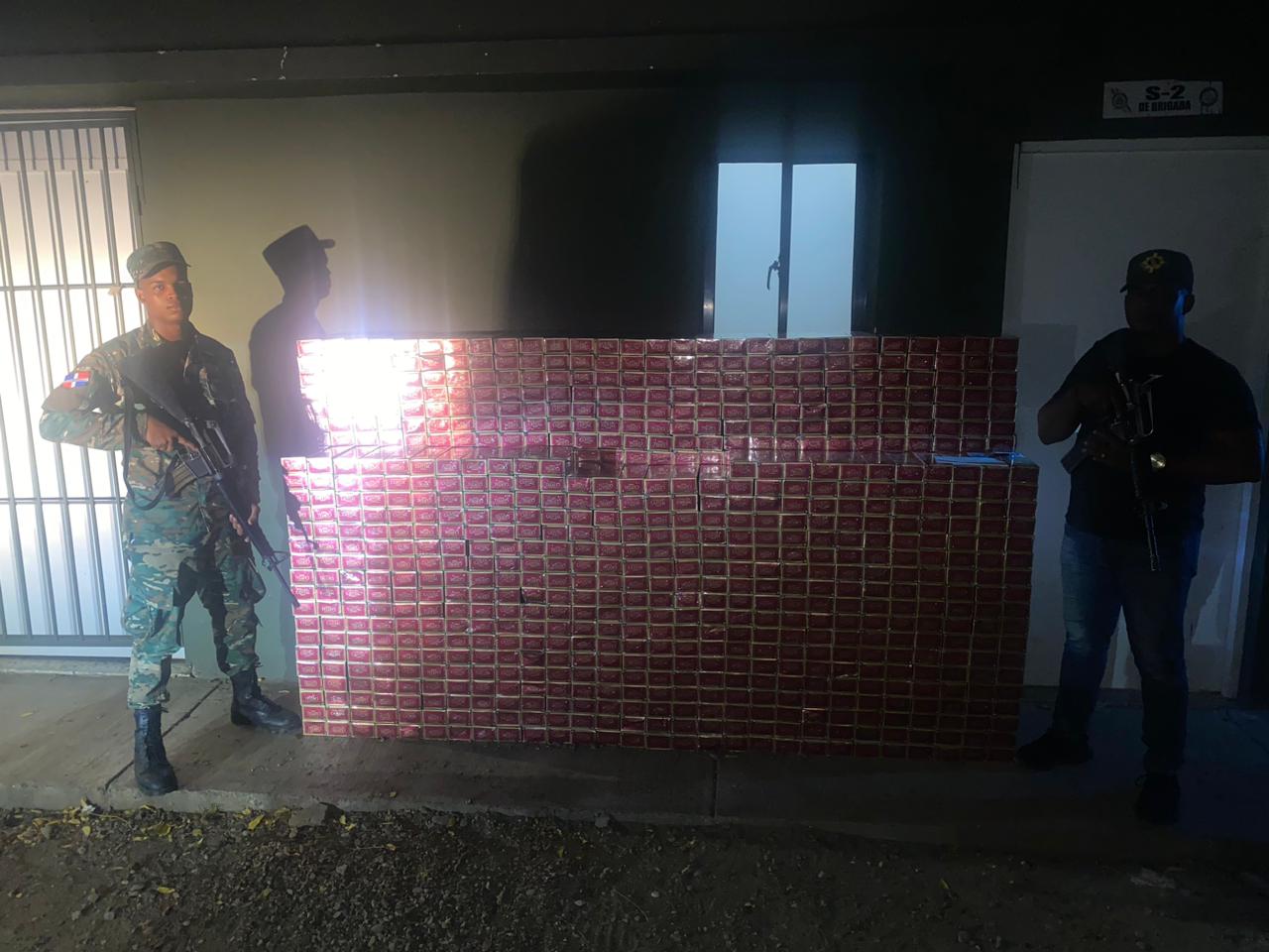 Incautan un Contrabando de Cigarrillos en Laguna Salada