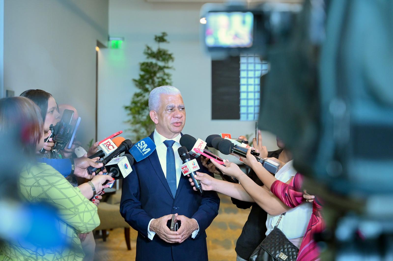 Ricardo de los Santos: "Las restricciones de Haití a las exportaciones dominicanas no son algo nuevo"