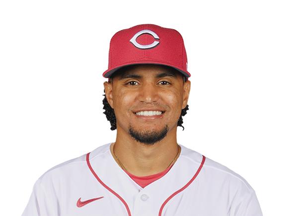 Santiago Espinal impulsa la victoria de los Rojos de Cincinnati sobre Milwaukee en la 11ma entrada