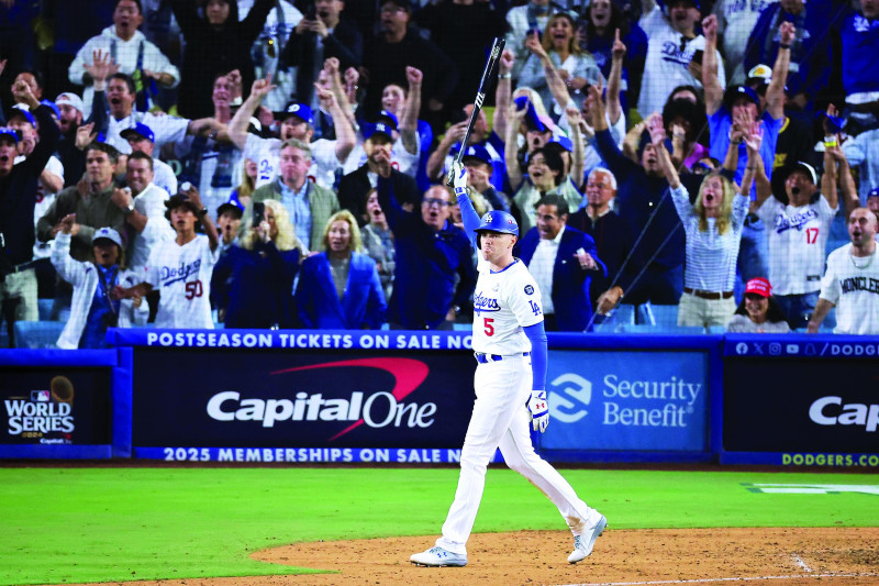 Freddie Freeman hace historia con un grand slam para darle la victoria a los Dodgers sobre Yankees en el Juego 1 de la Serie Mundial