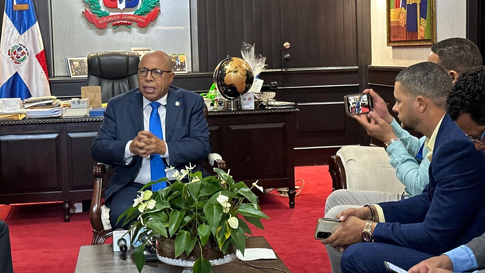 Alfredo Pacheco anuncia convocatoria a Asamblea Nacional Revisora tras aprobación de reforma constitucional