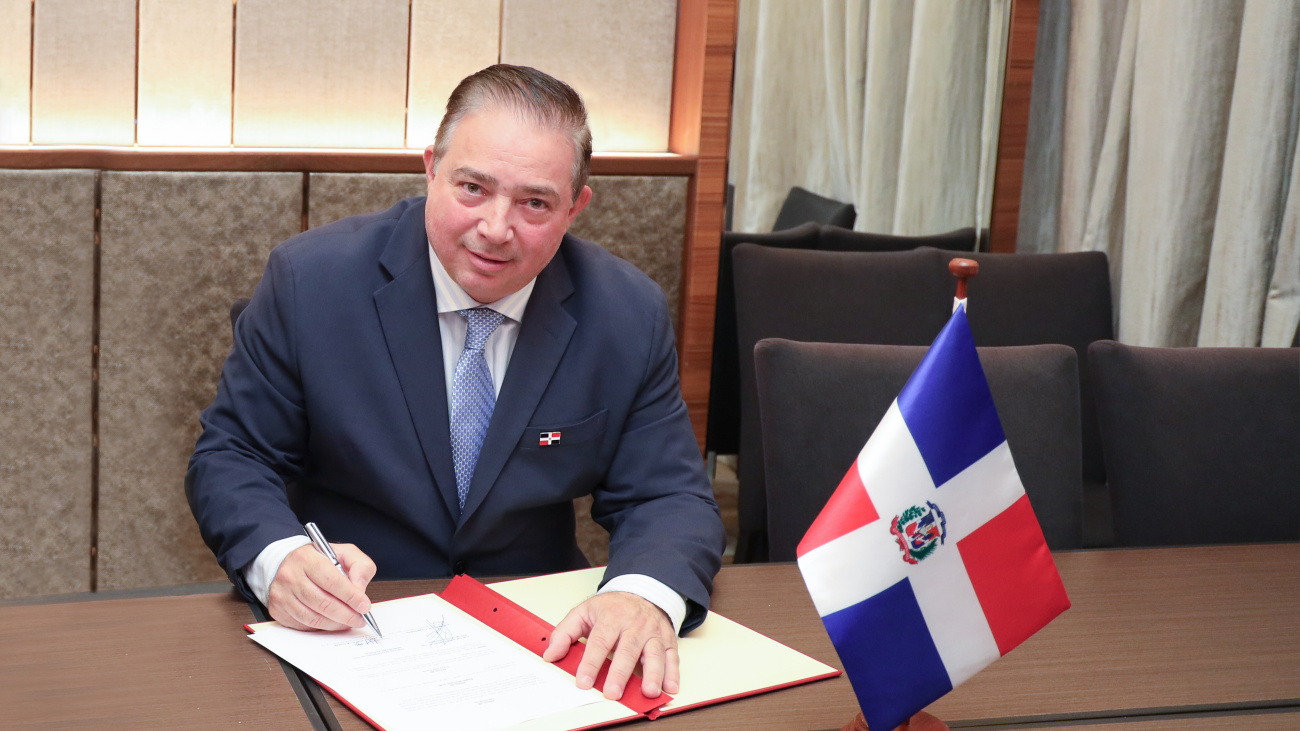 Héctor Porcella Dumas: Pilar en la consolidación de la aviación civil dominicana y acuerdos internacionales