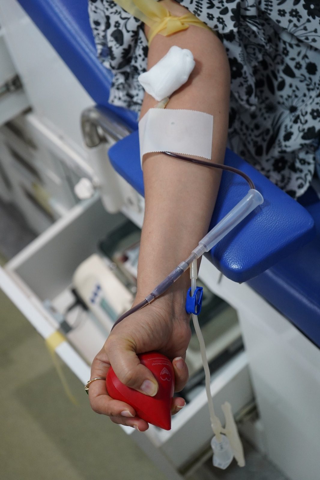 INFOTEP realiza exitosa jornada de donación de sangre en colaboración con el Hemocentro Nacional para fomentar la solidaridad comunitaria