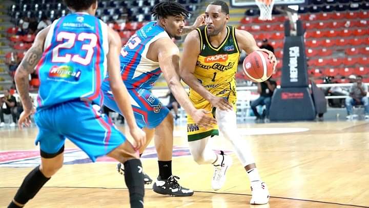 San Carlos se posiciona en el primer lugar del grupo B tras vencer a San Lázaro 104-93 en el TBS Distrito