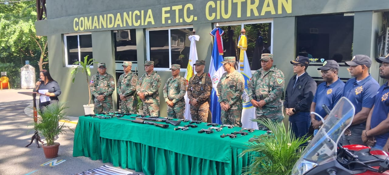 FTC-CIUTRAN Desmantela Red Delictiva: Entrega 26 Pistolas y Cientos de Armas en Operativos de Septiembre