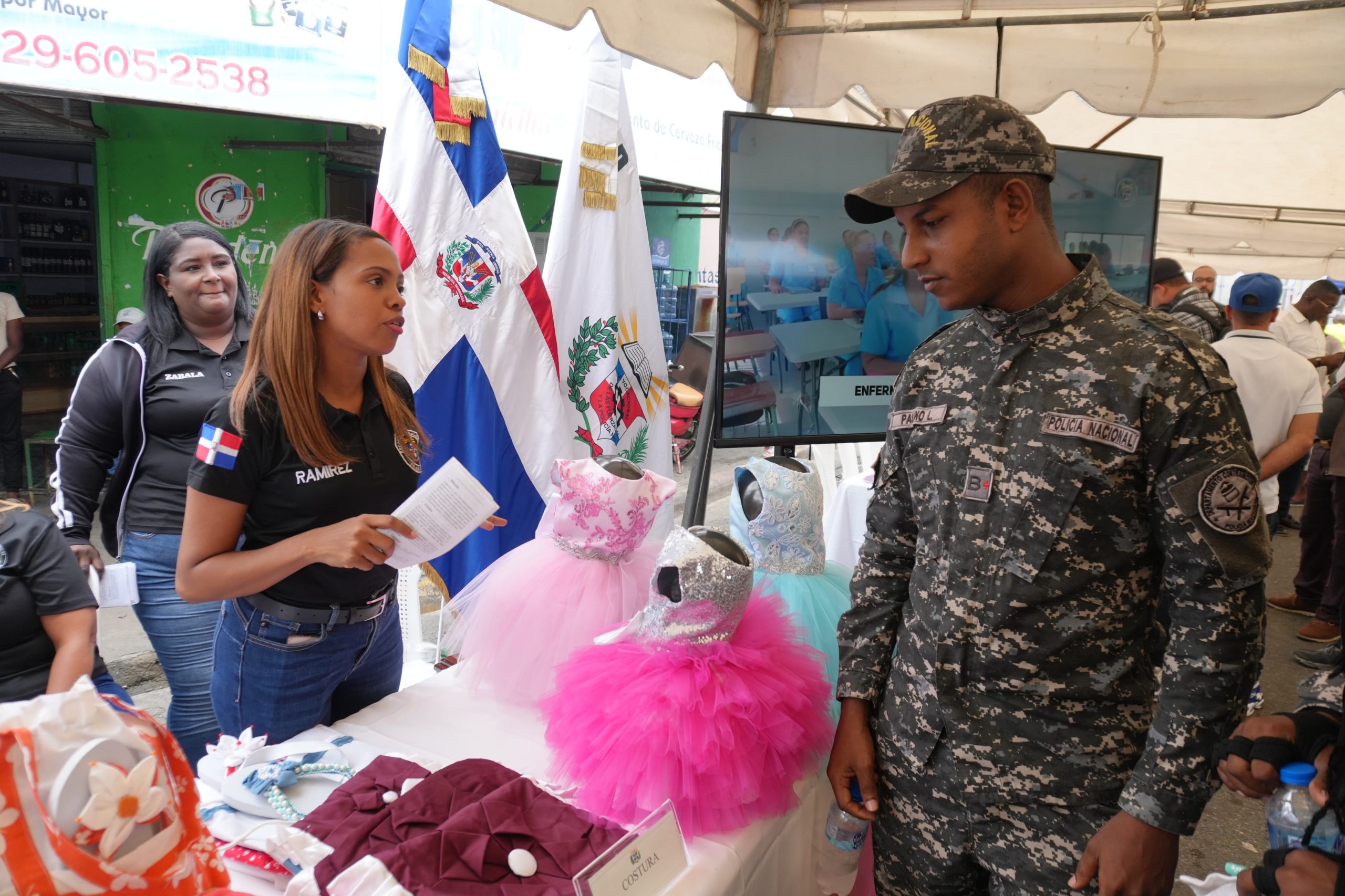 Juventud con B de Barrio: Impulsando Oportunidades para Jóvenes Vulnerables