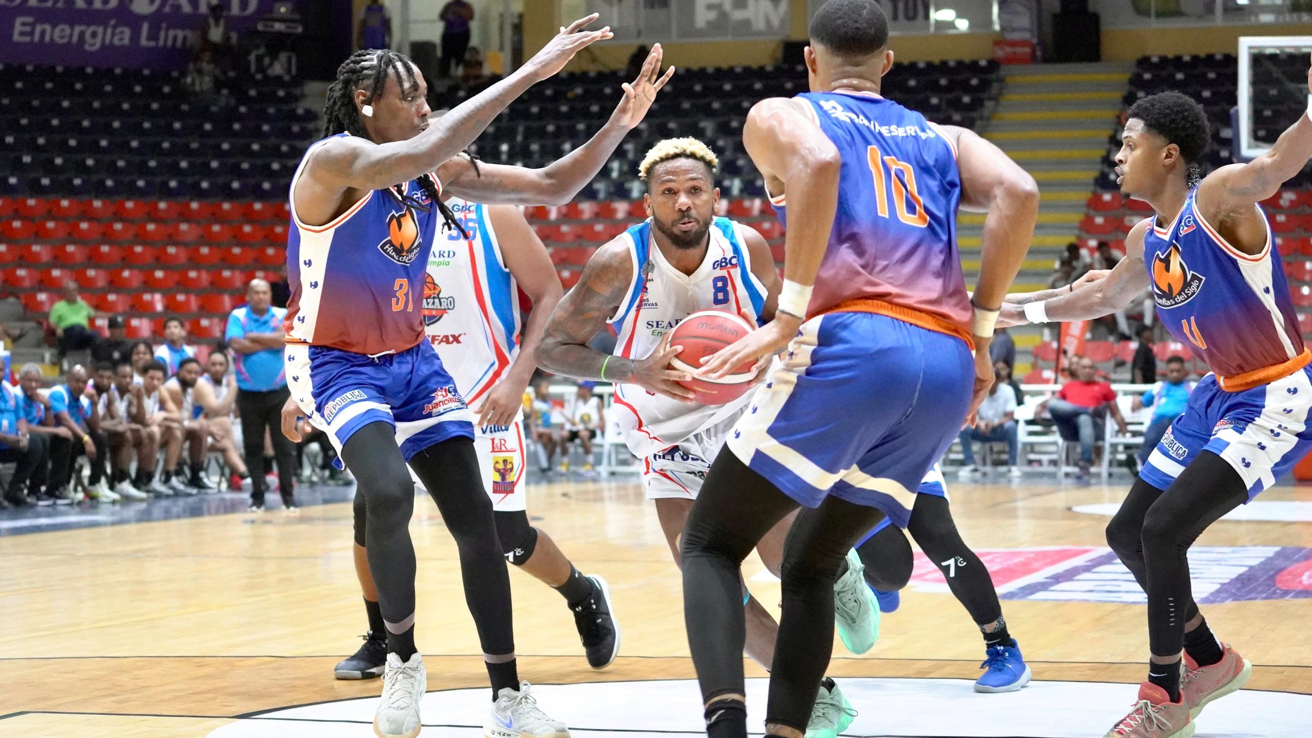 San Lázaro Supera a Huellas del Siglo en Final Serie Regular