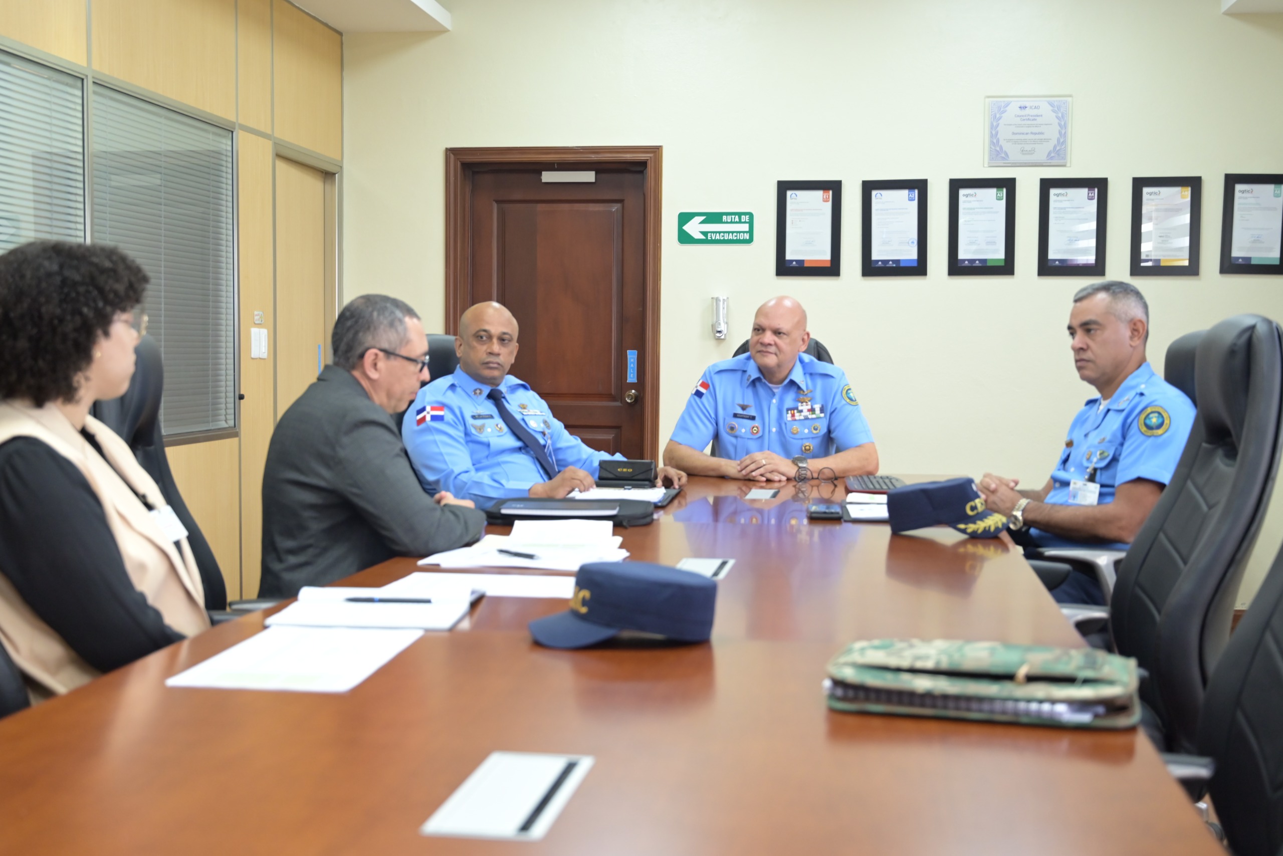 CESAC y Real Policía Montada de Canadá Asumen compromiso conjunto por la seguridad en la aviación civil