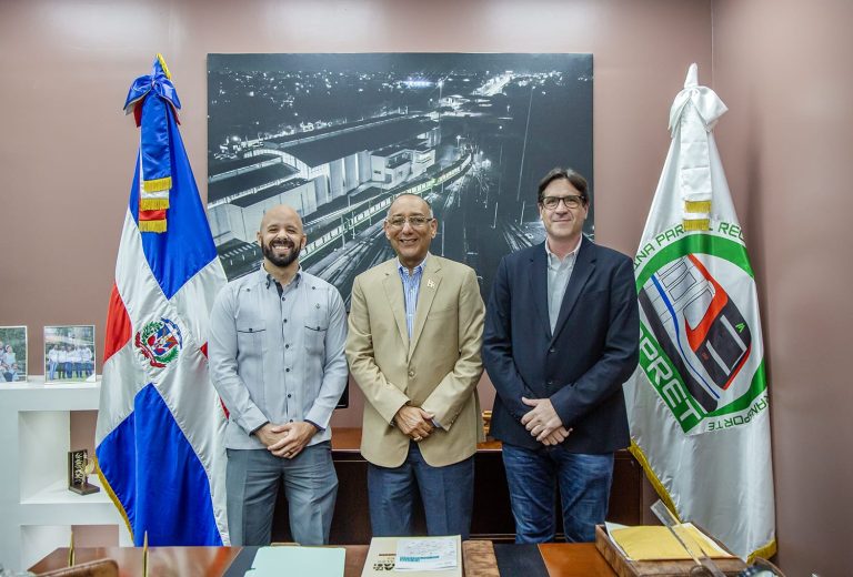 OPRET y PUCMM Avanzan en la Formación de Profesionales para el Sistema Ferroviario Nacional