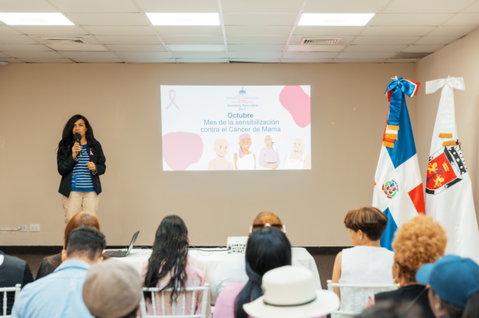 ADN realiza gran operativo médico y charla de prevención de cáncer de mama para sus colaboradores