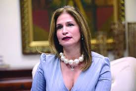 ADOPRON ALERTA SOBRE LA CAÍDA DE VENTAS DEL RON EN REPÚBLICA DOMINICANA Y EL IMPACTO DEL COMERCIO ILÍCITO