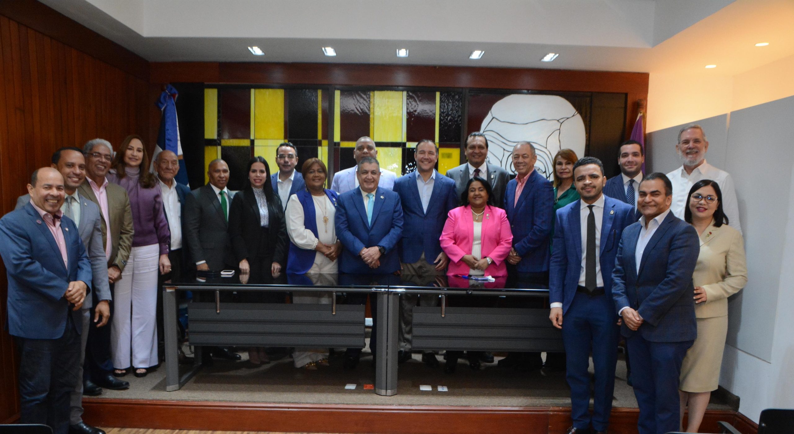 Johnny Pujols fortalece la vinculación entre el PLD y su bancada legislativa