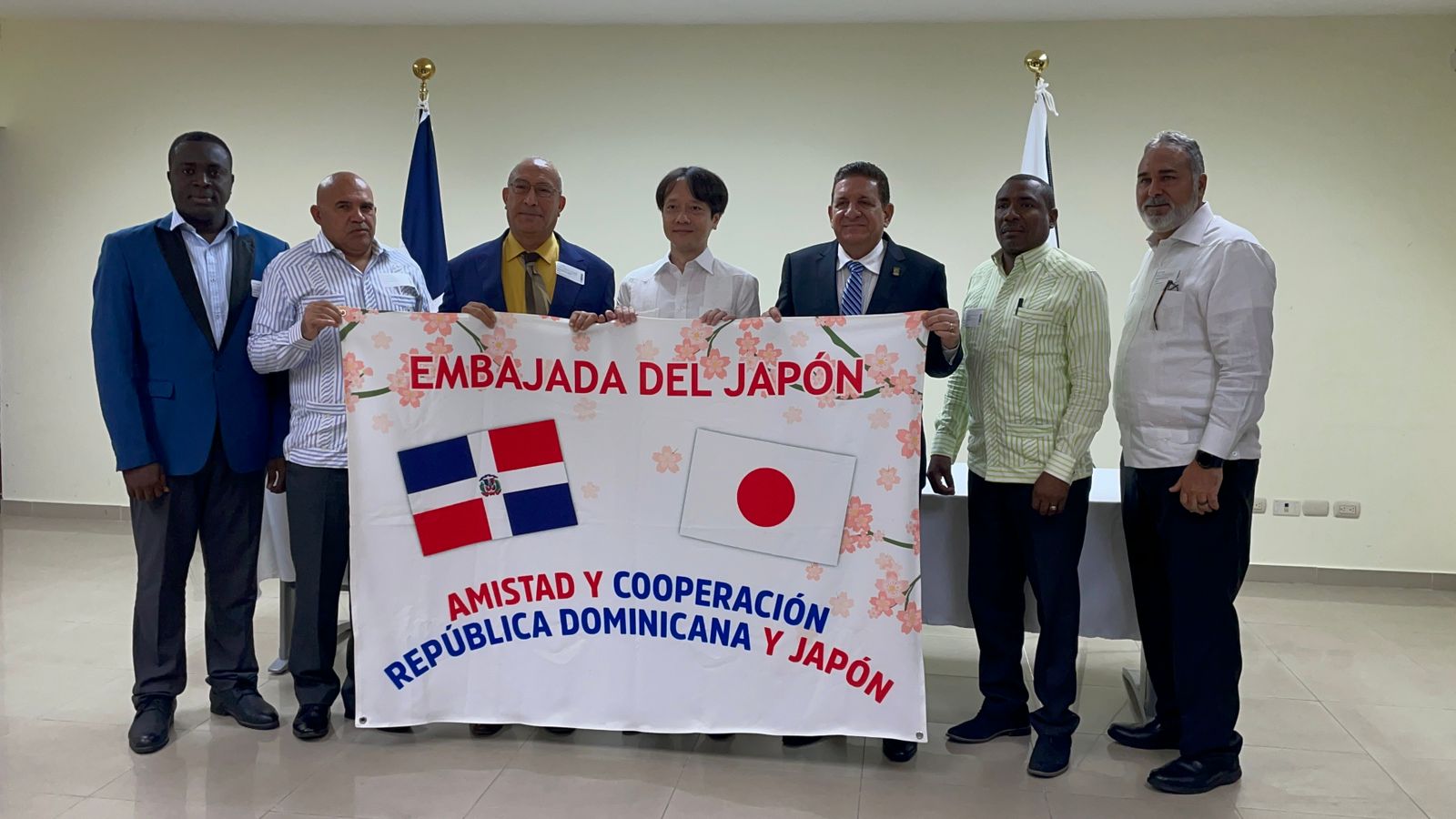 Gobierno de Japón Firma Contratos de Donación por US$363,938 para Proyectos Comunitarios en República Dominicana
